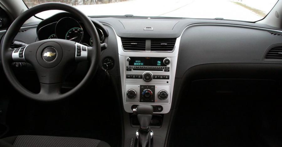  Chevrolet Malibu LT 2008 года  (фото 36 из 49)